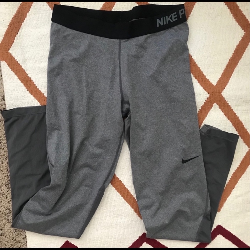 NEW Nike Pro Grey Leggings